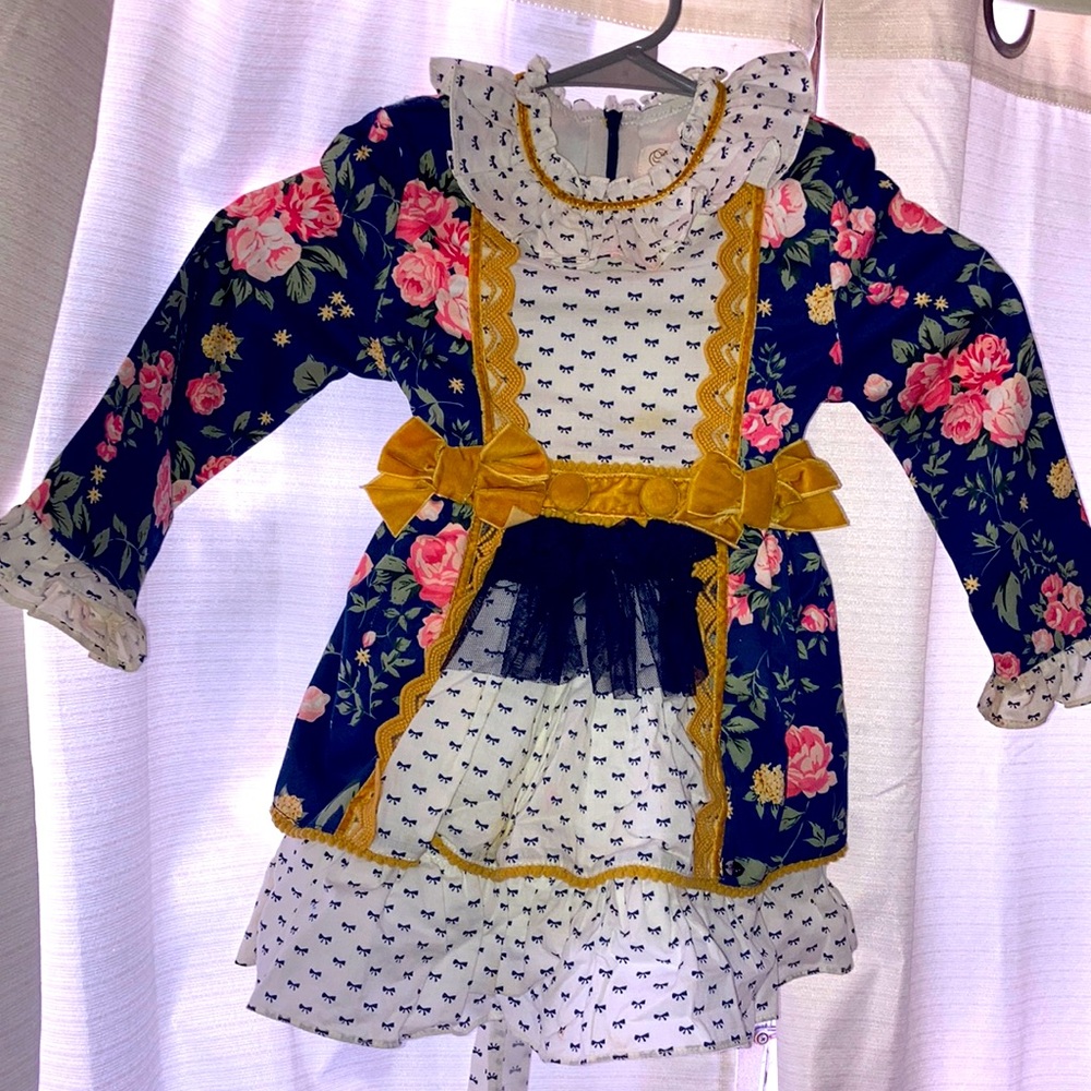 Size 4 baby shop floral dress